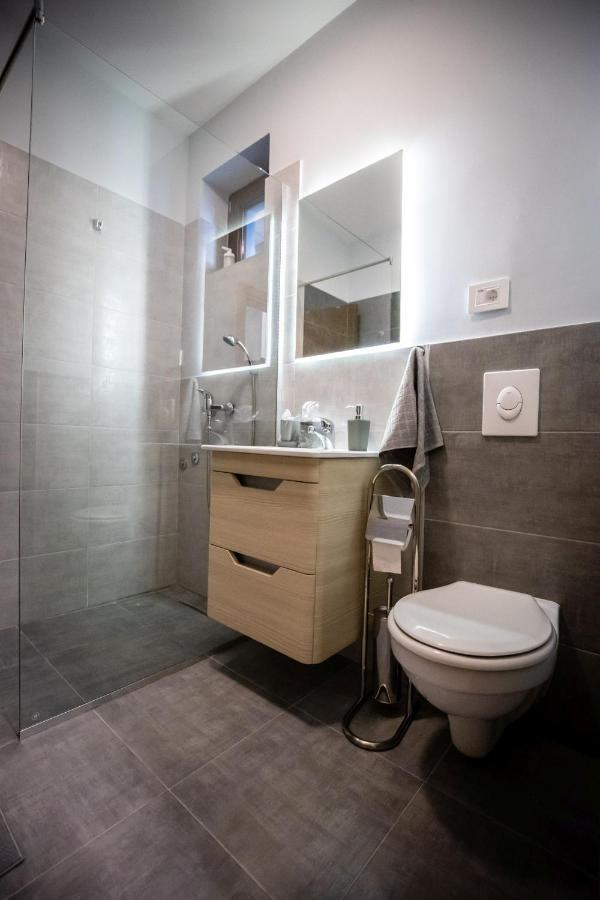 Gray Brick Subotica Exterior foto